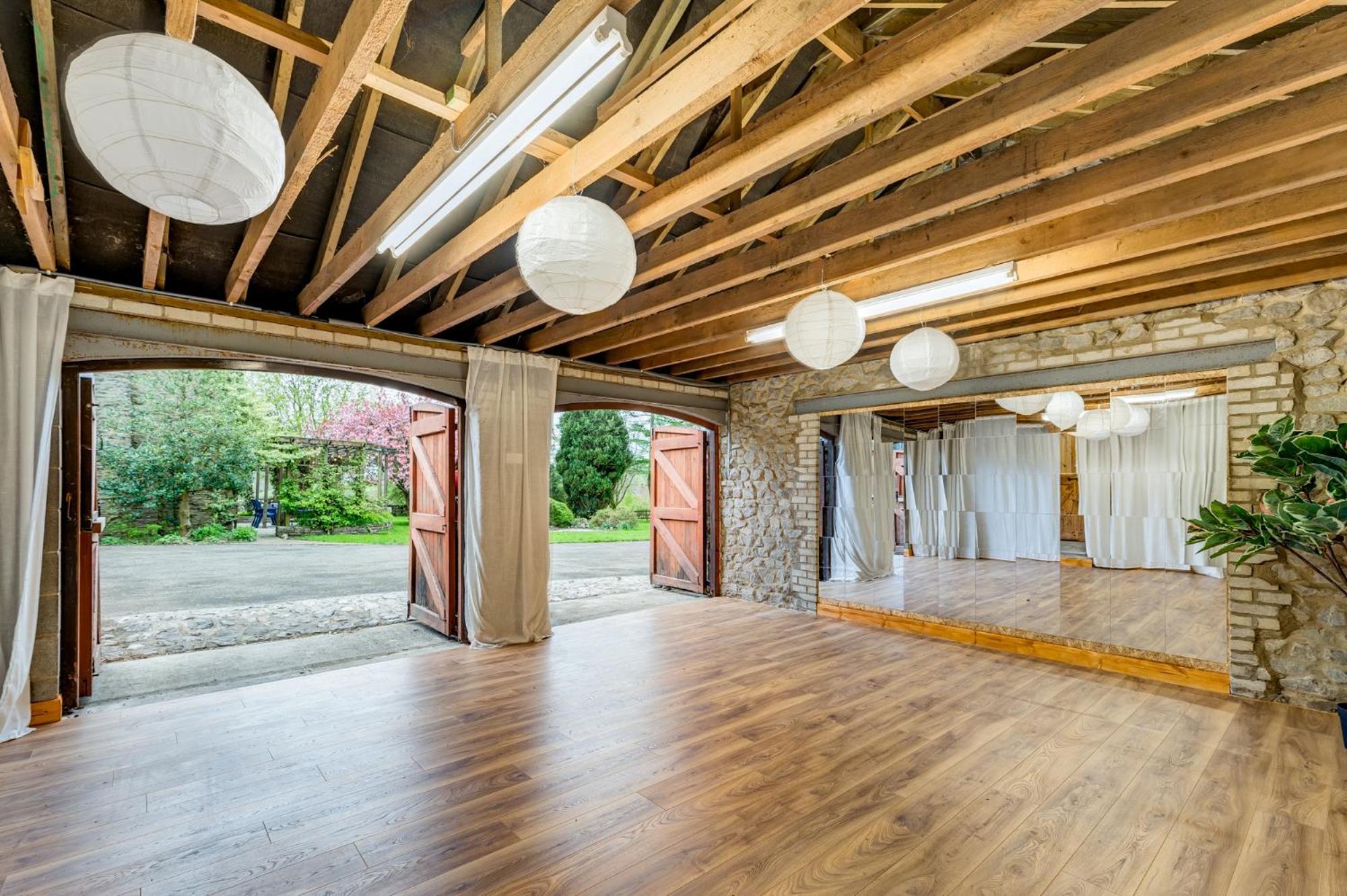 Central Malham Wellbeing Escape With Hot Tub Sleeps 8 Exteriér fotografie