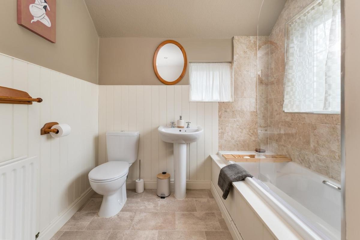 Central Malham Wellbeing Escape With Hot Tub Sleeps 8 Exteriér fotografie